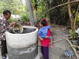 BANTUAN PERIKANAN BIBIT LELE BAGI BALITA STUNTING DI KALURAHAN WATUSIGAR